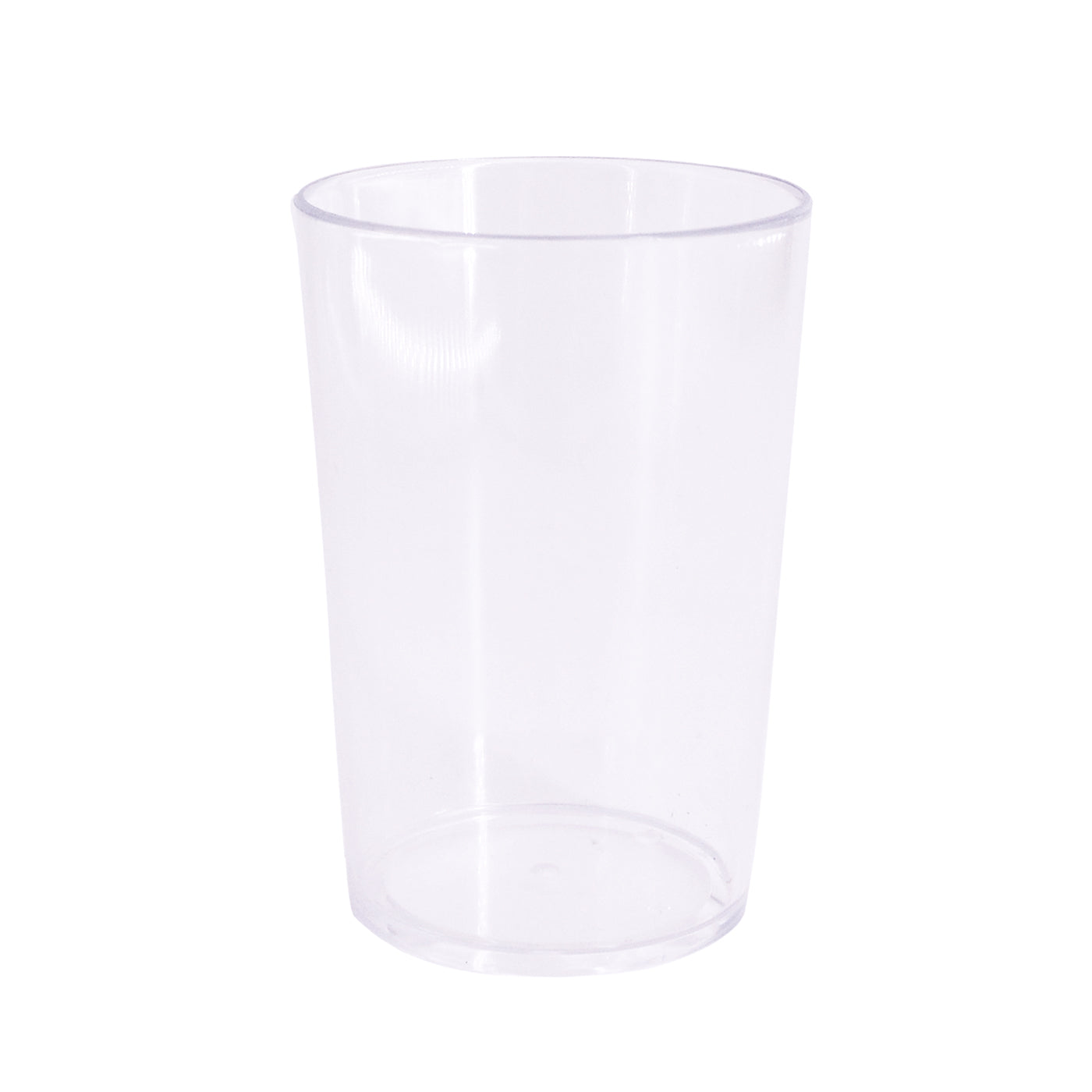 Wasserglas aus Plastik