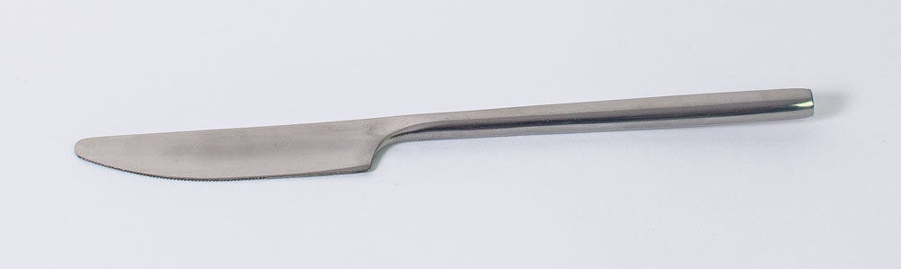Messer im épai Stahl