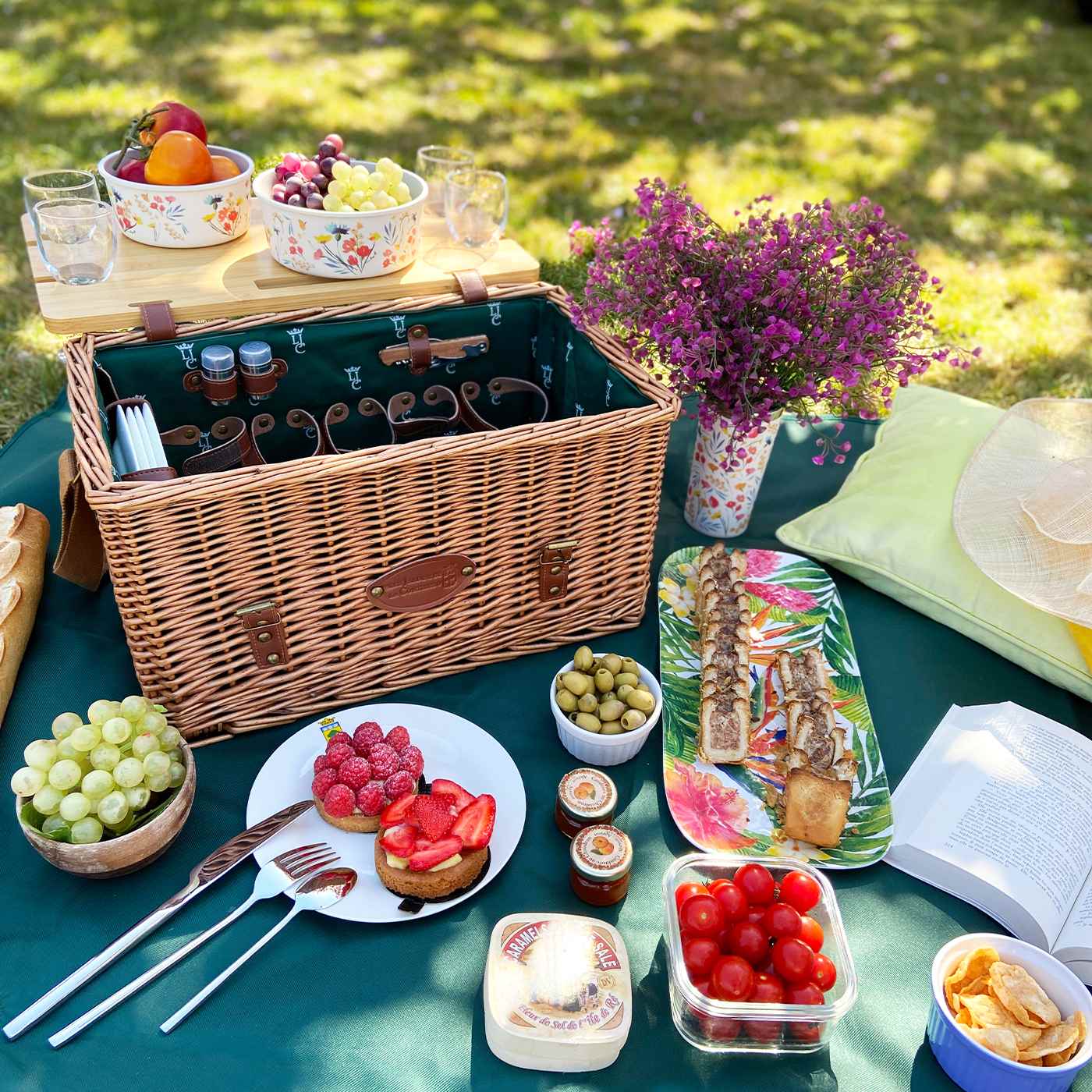 Picknickkorb Saint-Honoré mit Lederriemen - 4 Personen