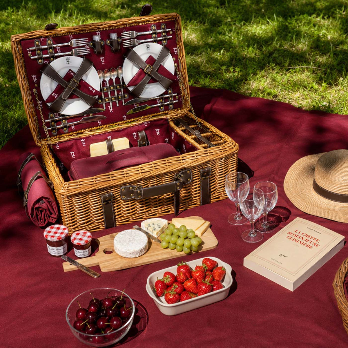 Picknickkorbe aus Weide und Leder "Champs-Elysées" bordeauxrot - 4 Personen